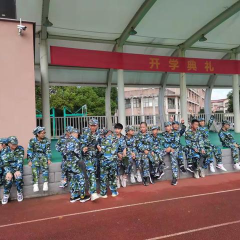 民族中学707军训