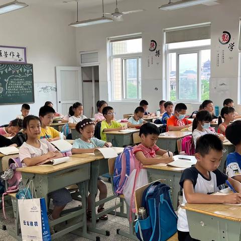 雅塘村小学三（2）班课后反馈