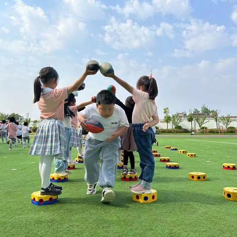 “花样早操，绽放风采”——朱寨镇中心幼儿园早操比赛