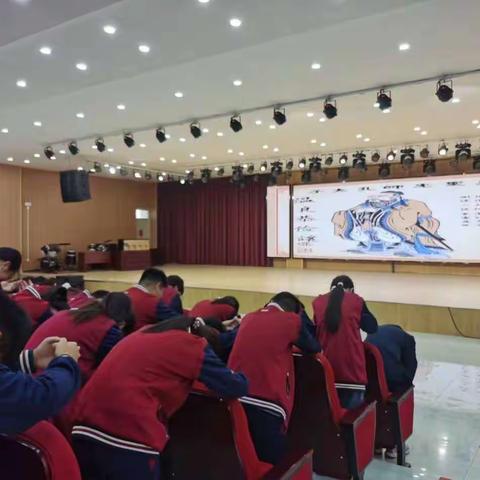 汝州市新时代精英学校小学部开展“孔子诞辰日 人人读《论语》”活动纪实