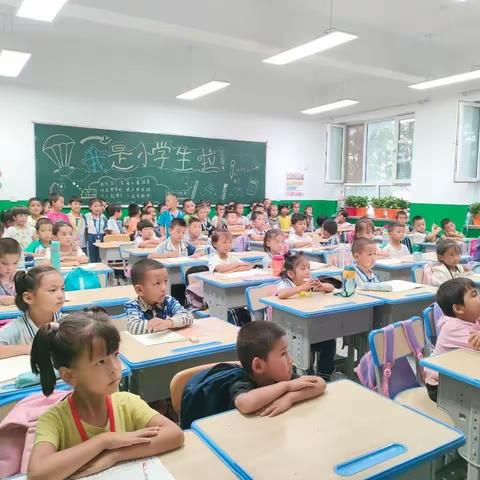 轮台县阳霞镇九年一贯制学校组织师生观看 巴州大中小学同上一堂铸牢中华民族共同体意识的大思政课