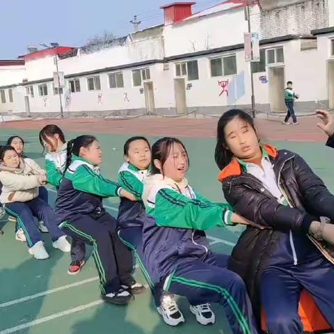 2023.12.27迎元旦拔河比赛