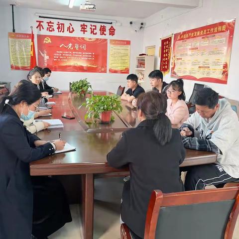 丰裕路社区开展以清明为主题的党课宣讲