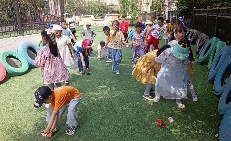 【青葵幼儿园】大二班今日活动精彩分享