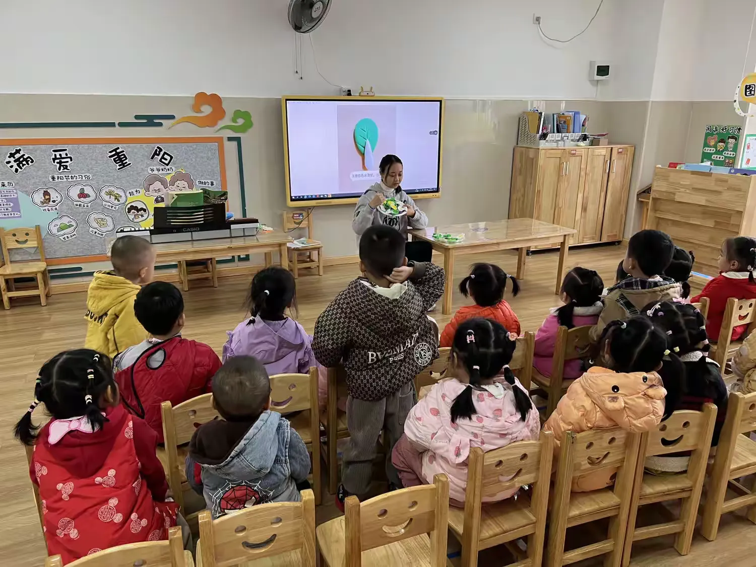 简篇-主题课程:魔法餐厅——南宁市良庆区秀和路幼儿园小2304班