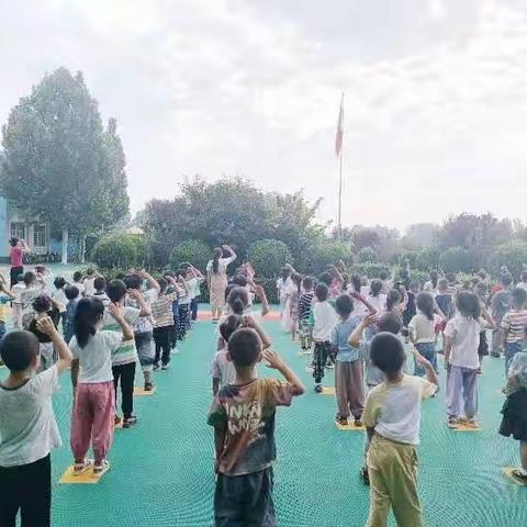 “美好时光 快乐童年 ”成安县城第二实验小学附属幼儿园大二班第四周精彩回顾