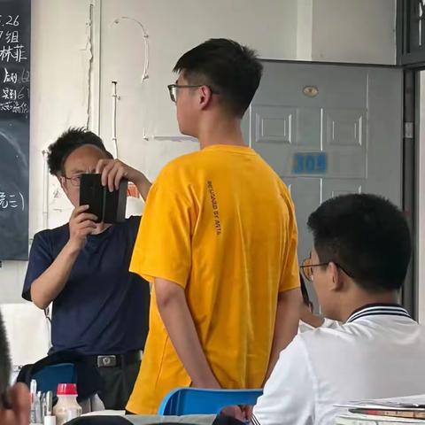 挺进高二，安全为首，学习为重，感恩师长