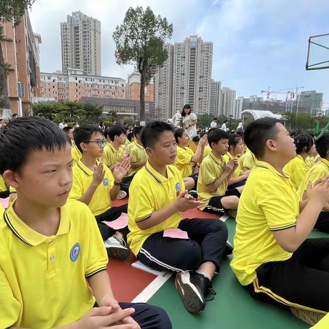 以梦为马，不负韶华—泰和南方龙江实验学校2023年秋季开学典礼暨庆祝教师节表彰大会