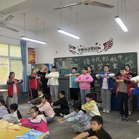 诵读经典，传承文化一魏庄街道西杨庄小学经典诵读社团（副本）