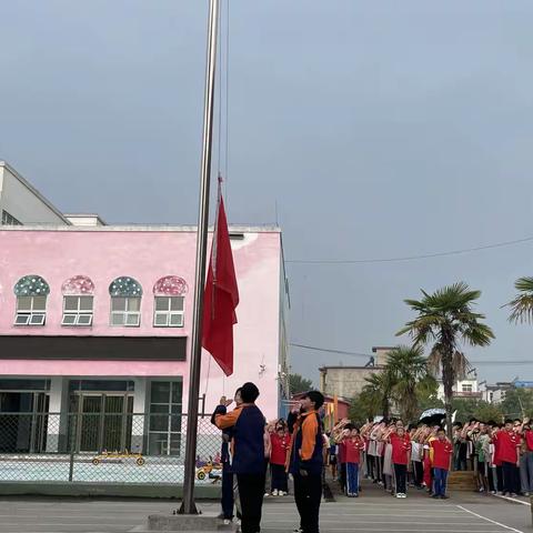 期思镇中心学校