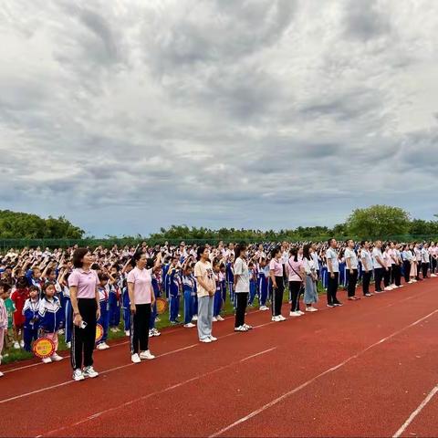 九月芳菲，感念师恩——七坊镇镇中心学校庆祝第39个教师节主题升旗仪式活动简讯