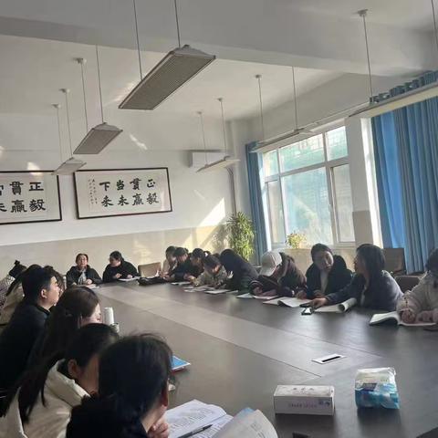聚焦说课共研讨，砥砺前行促提升——初中语文名师工作室会议纪实