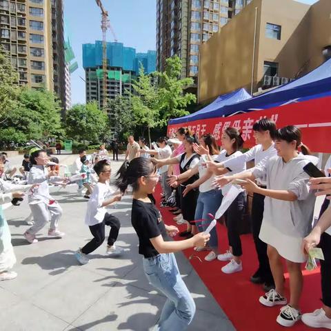 “爱——需要表达”东姜社区“温馨五月天，感恩母亲节”活动