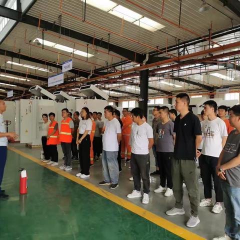 陇县大队走进辖区苏陕工业园区开展消防安全知识宣传培训活动