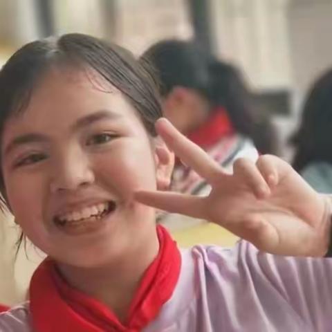 岩小新时代好少年---陈语馨