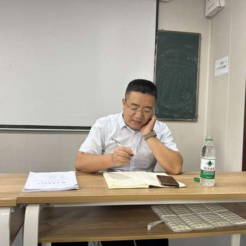 同心同德同学习，且思且行且提升——记教师教育学院2023级非全日制学科教学（语文）教育硕士研究生暑期学习总结会