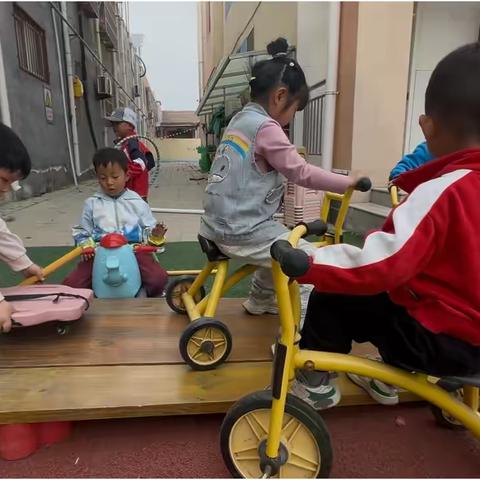 “骑”乐无穷——大一班骑行区游戏案例