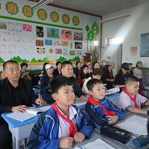 名师引领促成长          同心共筑教育梦