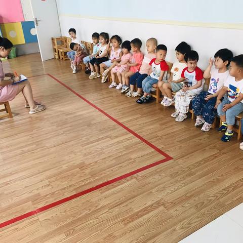 快乐童年一一新爱婴儿童之家牛津班6.23日快乐分享