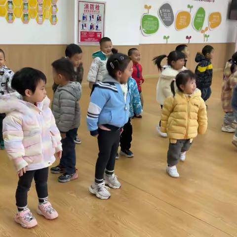 元培幼儿园中二班11月特色美篇