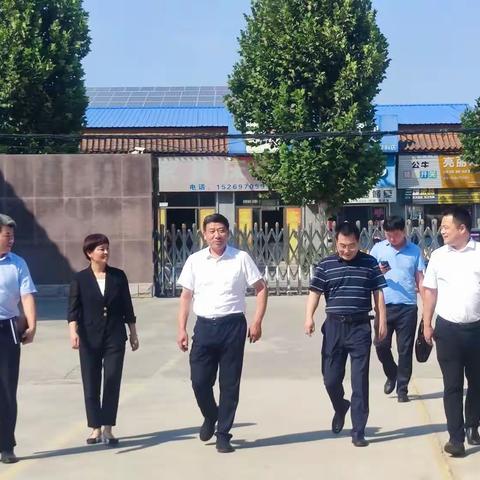 副市长蒋永进到王庄镇中学走访慰问一线教师