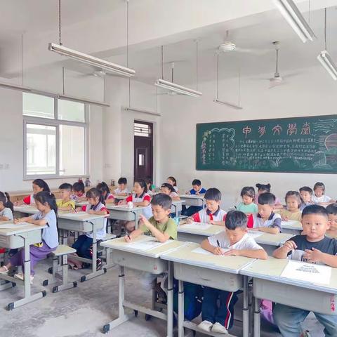 下堡小学美术社团课