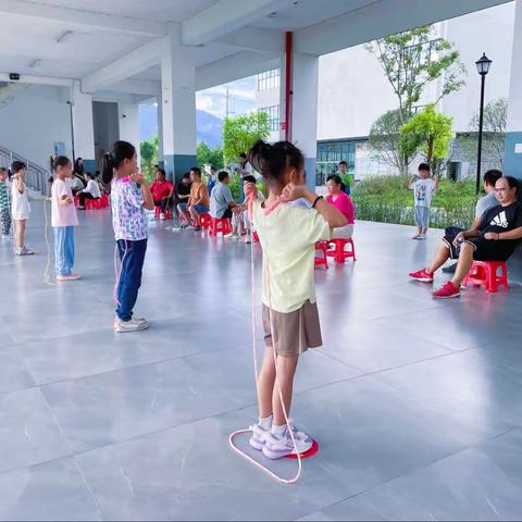 “发展体育运动，健身报效祖国”——2023年融安县遂融小学第三届跳绳比赛