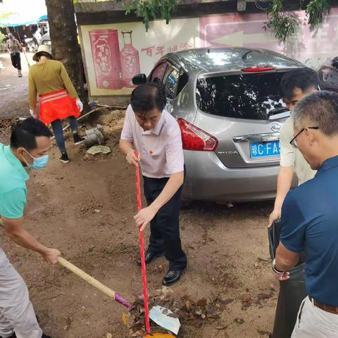 市质安站党支部到包点社区开展登革热防控专项“双报到”志愿服务活动