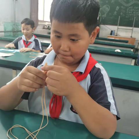 黄口学校航模社团