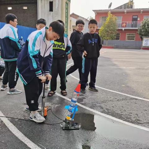 天喜镇小学航模社团