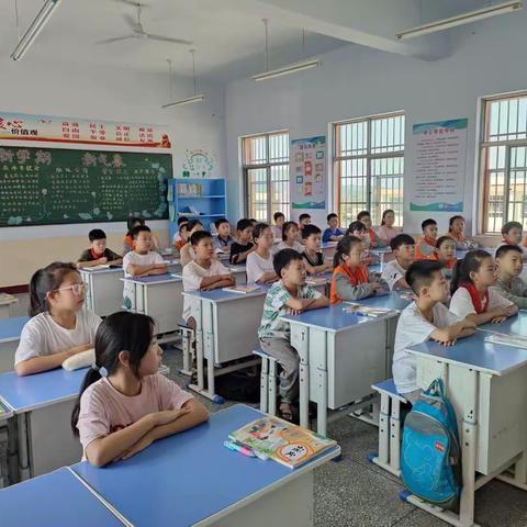 【扬帆远航中队】扣好人生的第一粒扣子，幸福启航——灵宝市第四实验小学五（3）班一日常规