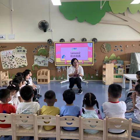 科学活动—和水相遇