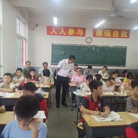 听课共交流，评课促成长——长桥镇长桥小学