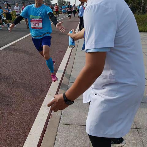 长治市中医药学会全力助跑马拉松