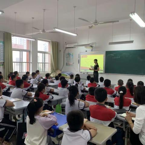 “芳华待灼 成长有声” ——平邑县蒙阳实验小学青年教师亮相课