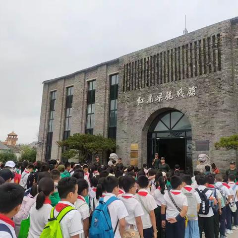 【红色研学】寻找先烈足迹，厚植爱国情怀——高密市东关小学开展红高粱爱国主义教育研学活动