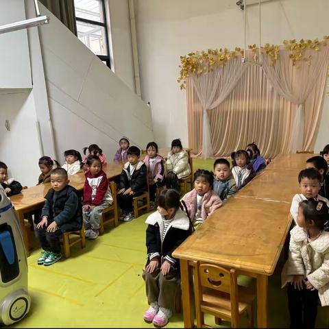 小胖机器人-火箭