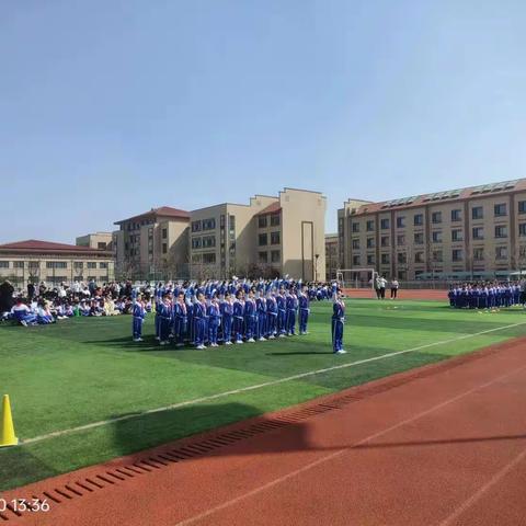 英姿飒爽展风采，朝气蓬勃向未来——姜山镇中心小学开展队列队形比赛活动