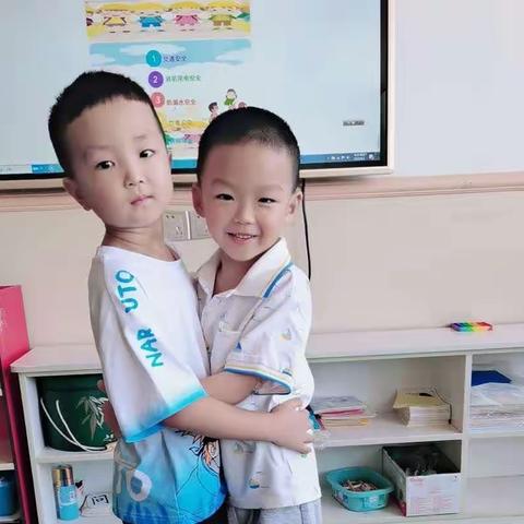 阳光幼儿园智慧二班刘瑞阳成长录