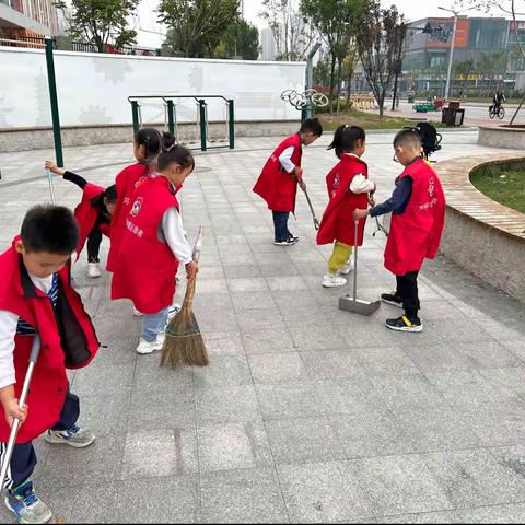 【全环境立德树人】志愿清扫街道 助力城市文明