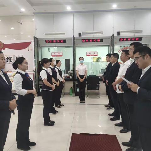 反假货币，人人有责      ——解放农商银行建设路支行开展反假货币宣传月主题活动