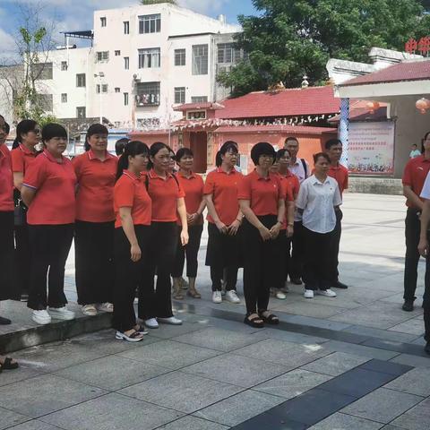 学习党的二十大  传承红色基因，回忆初心使命  汇聚奋进力量——来宾市中南小学党支部党日活动