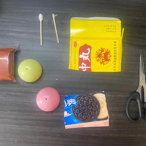 五洲观澜小学  四（6）班孟奕辰——制作陀螺