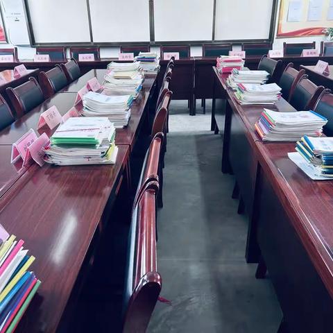 落实常规促提升，作业教案细检查——豆家中心小学开展教案作业检查