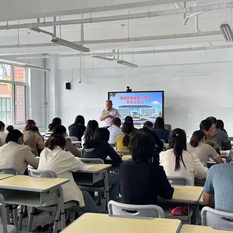 躬耕心灵 织锦成晖