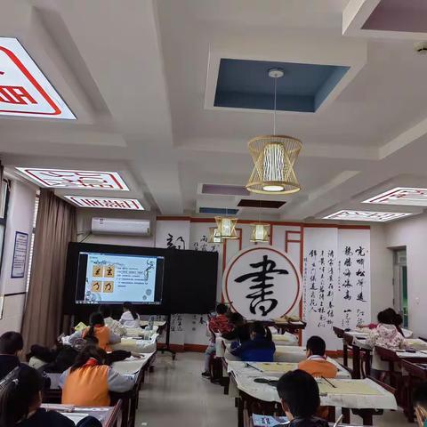 翰墨飘香——洒金桥小学软笔书法社团4月纪实