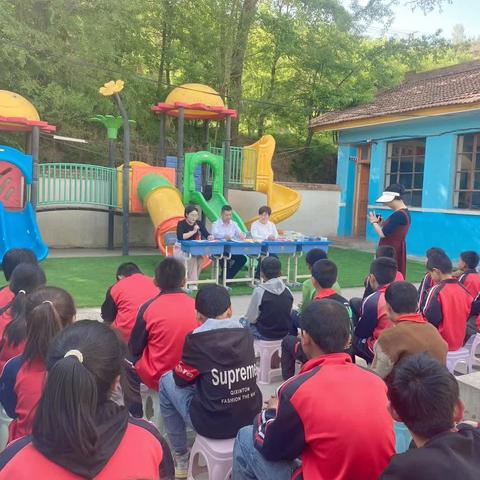 表彰立榜样，激励促前行———仲马家小学期中考试表彰大会