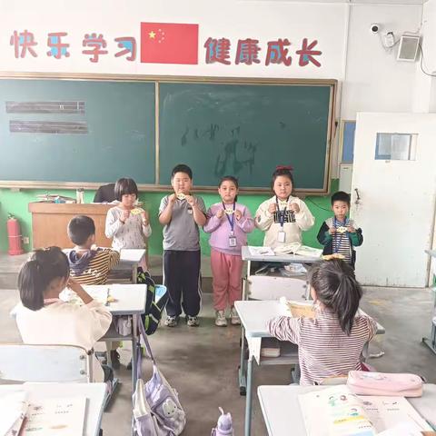 ‘’小荷初露，雏鹰展翼‘’——国海中心小学一年级星级评比活动