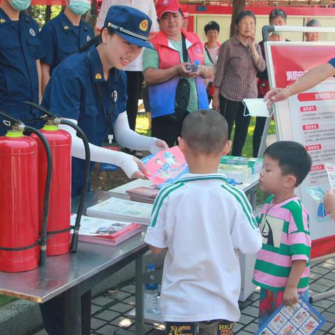 “消防宣传进万家”——吉州大队走进阳明花园小区开展消防宣传活动