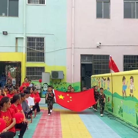 凯利幼儿园《迎中秋庆国庆红歌会》